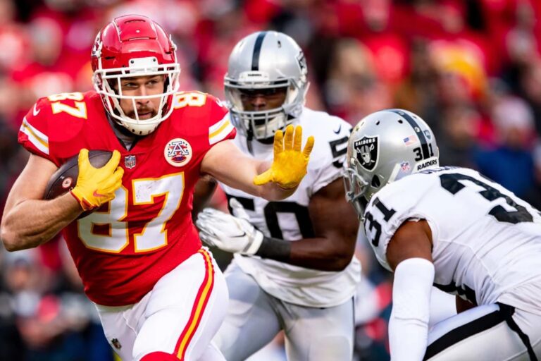 Chiefs’ Defeat to Raiders: Analyzing the 20-14 Loss on Christmas Day